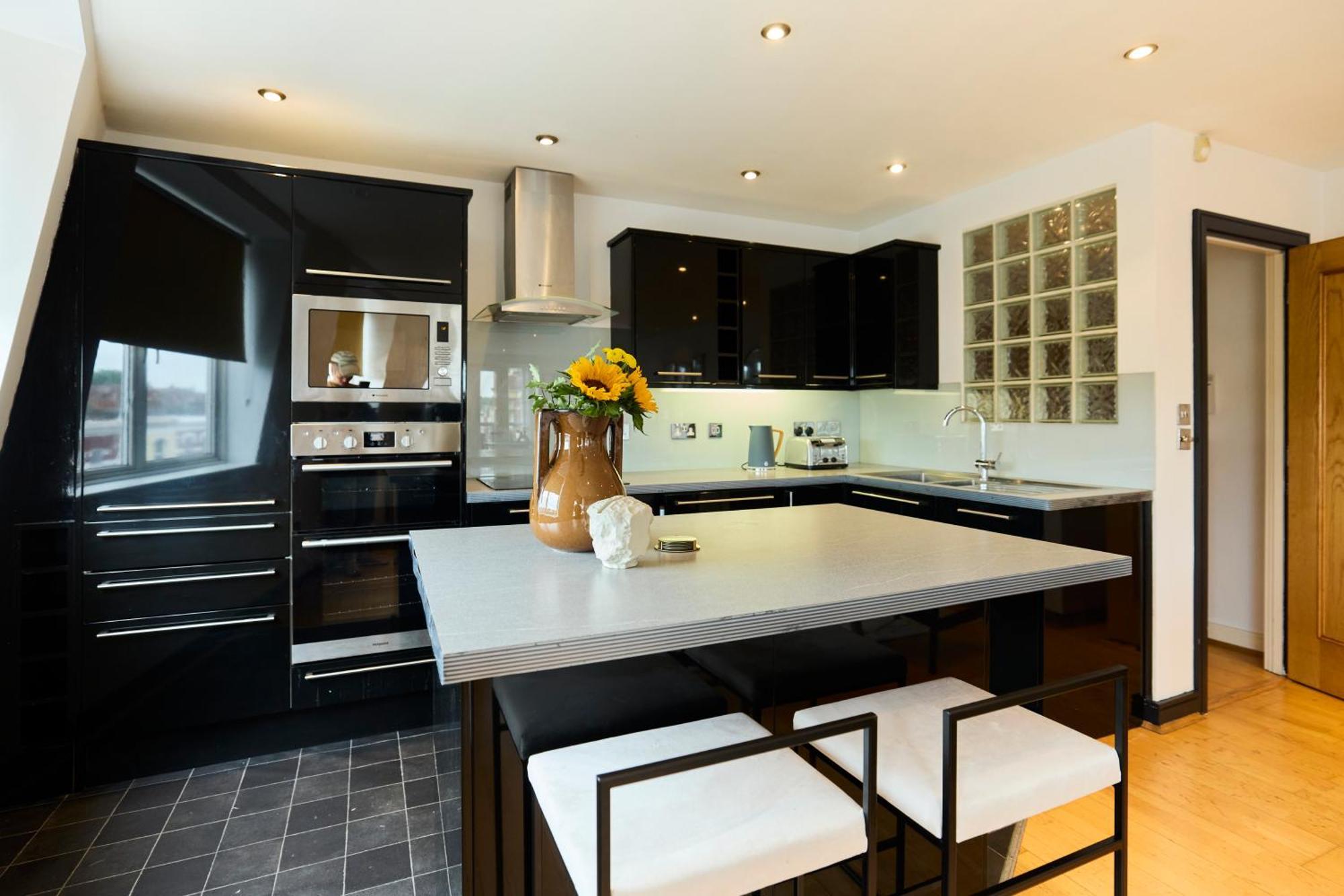The Harringay Place - Inviting 2bdr Flat * Londra